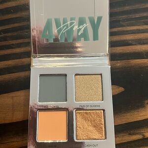 HAUS 4WAY Eyeshadow Palette  - Gold, Orange, Silver